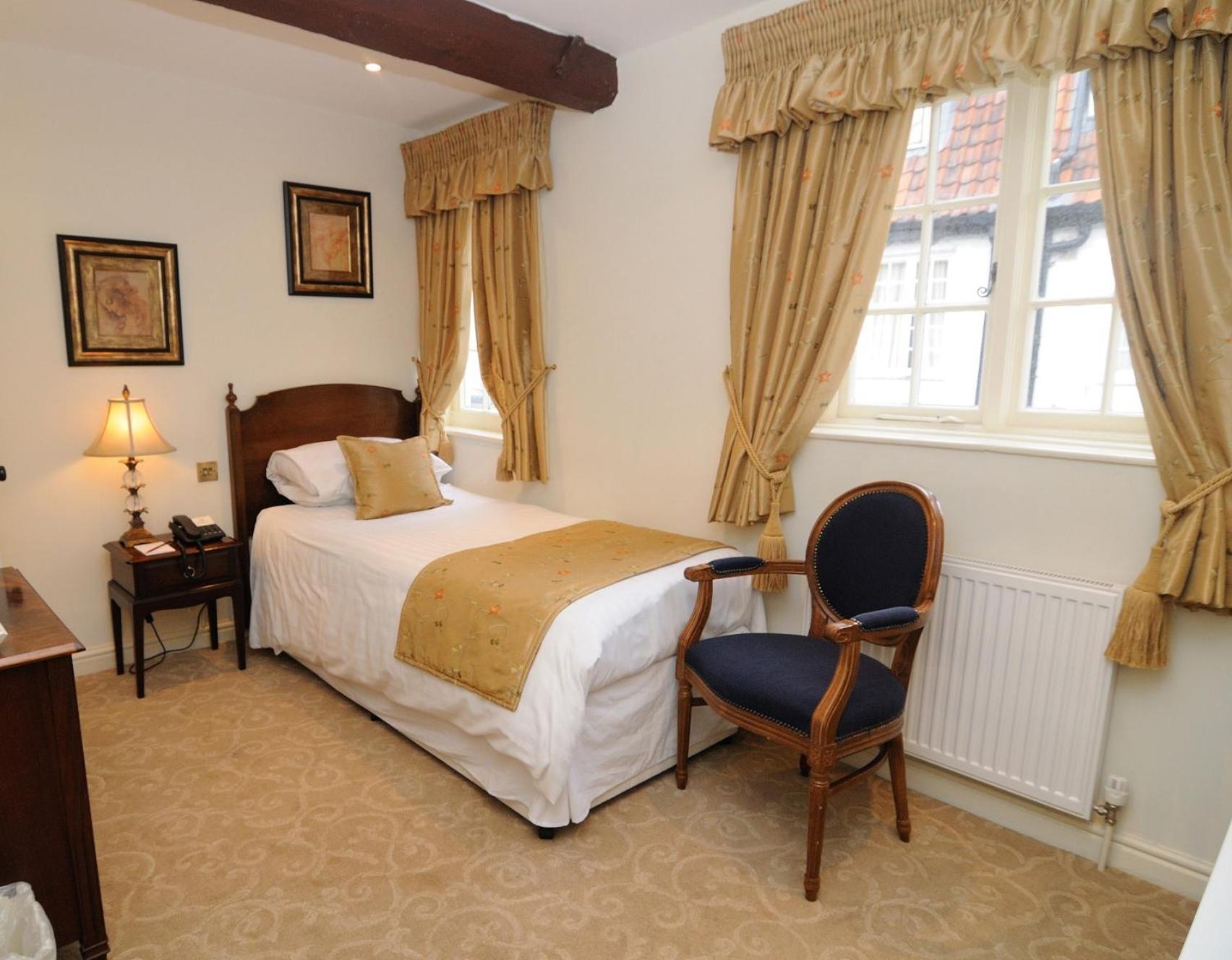 Ye Olde Bell Hotel & Spa Ретфорд Стая снимка