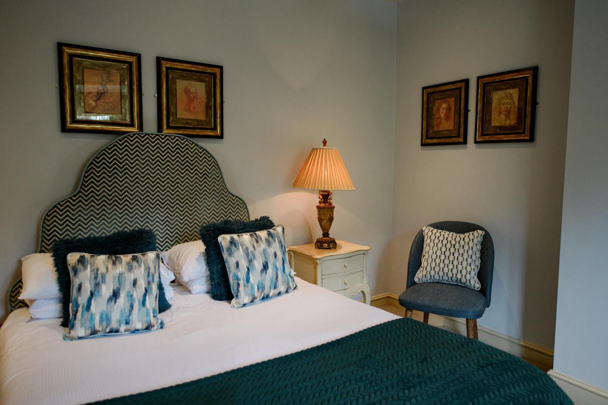 Ye Olde Bell Hotel & Spa Ретфорд Екстериор снимка