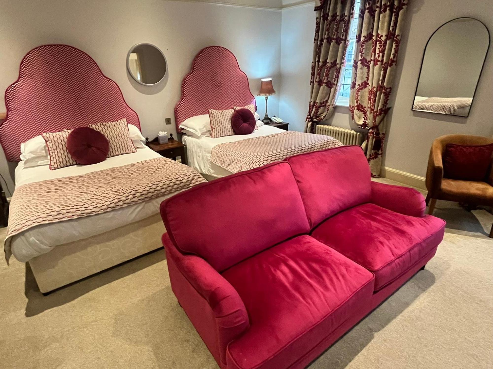 Ye Olde Bell Hotel & Spa Ретфорд Екстериор снимка